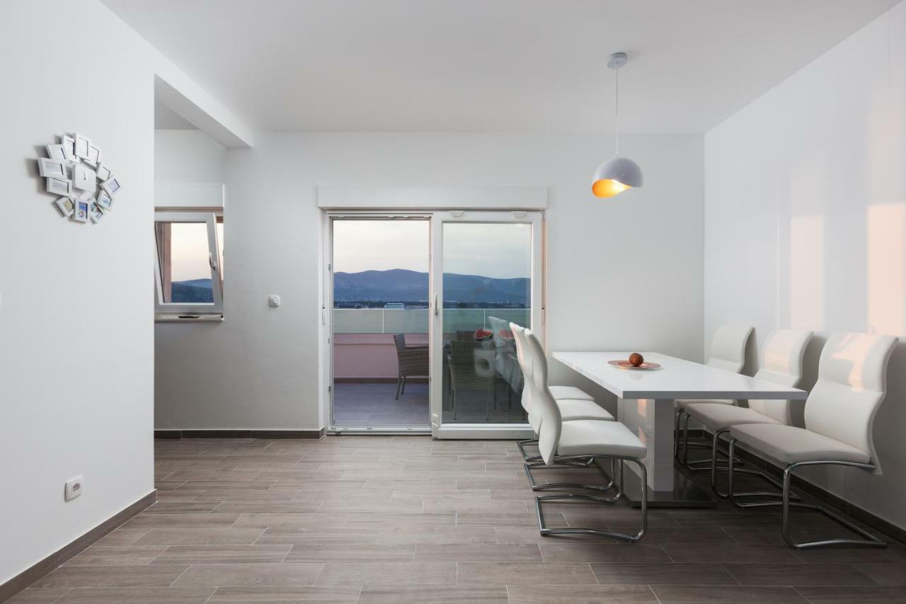 Luxury Villa Aria, Apartment トロギール エクステリア 写真