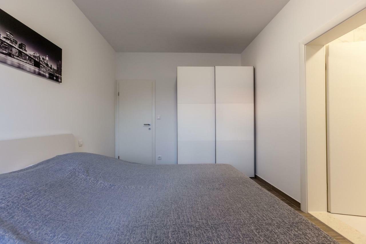 Luxury Villa Aria, Apartment トロギール エクステリア 写真