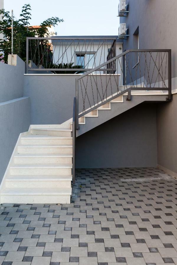 Luxury Villa Aria, Apartment トロギール エクステリア 写真