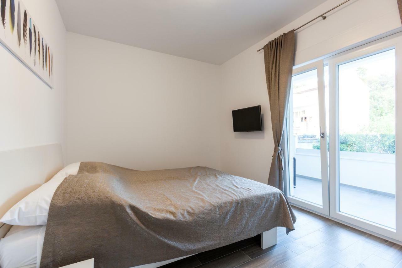 Luxury Villa Aria, Apartment トロギール エクステリア 写真